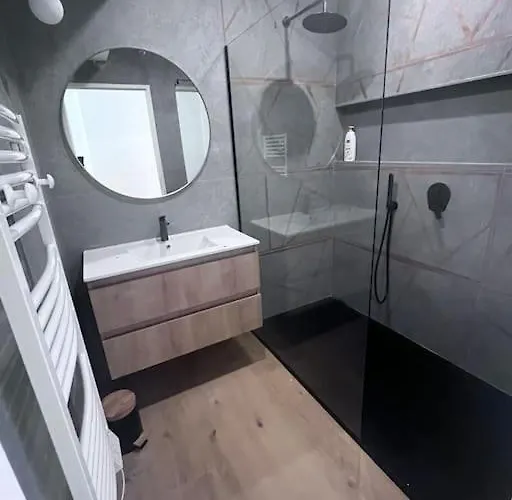 Maison Climatisée, Piscine, à 5 Minutes Des Grands Buffets